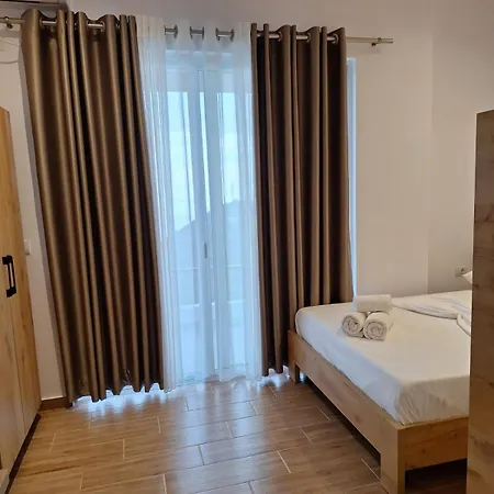 게스트하우스 Xuxi Lukovë