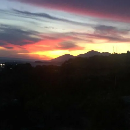 Xuxi 게스트하우스 Lukovë