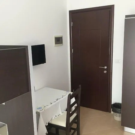 Xuxi Affittacamere 3*