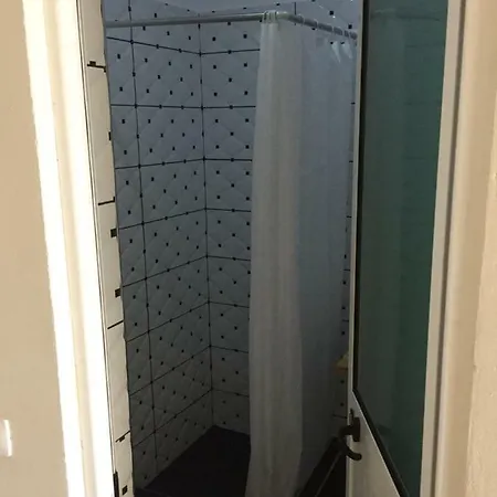 Guest house Xuxi Lukove