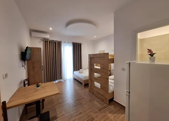 Casa de hóspedes Xuxi Lukovë