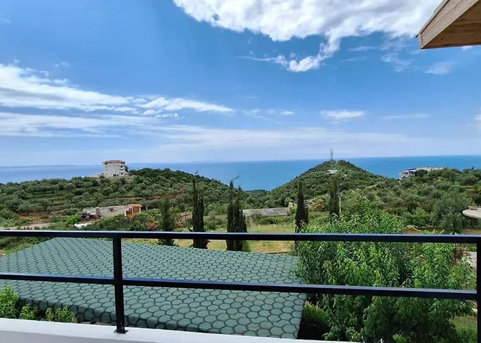 Xuxi Gæstehus Lukovë