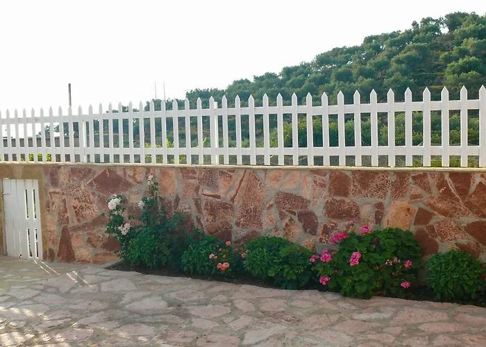 Gæstehus Xuxi Lukovë