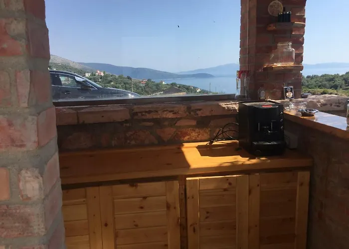 Xuxi 3* Lukovë