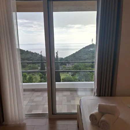 Xuxi Guest house Lukove
