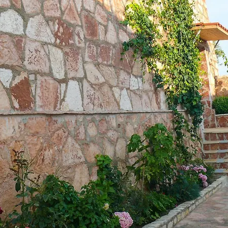 Xuxi 招待所 Lukovë