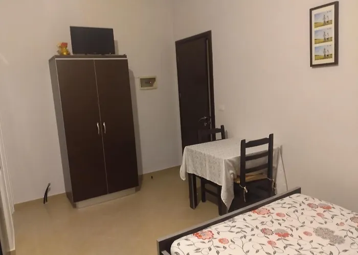 Pensjonat Xuxi Lukovë